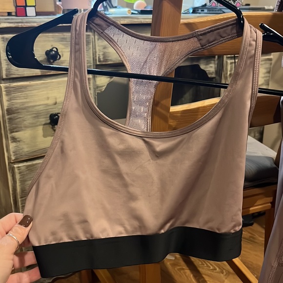 VICTORIAS SECRET Sport Knockout Pink workout set 3 piece set~Pants, razor back - Picture 8 of 10